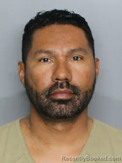 Mugshot of HECTOR ARMANDO HERNANDEZ FIGUEROA