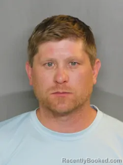 Mugshot of LUCAS HETTENBAUGH booked in Charlotte County, Florida on April 25, 2026