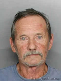 Mugshot of JOHN PAUL KOLOMICK