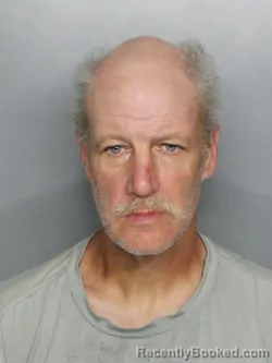 Mugshot of CARL MICHAEL LISCHER