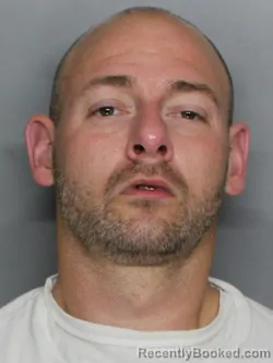 Mugshot of THOMAS EDWARD PAIGE