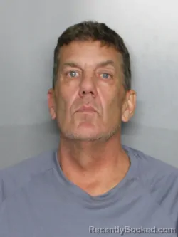 Mugshot of CHRIS MICHAEL SMITH