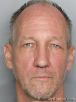 Mugshot of ROBERT SONNENBERG