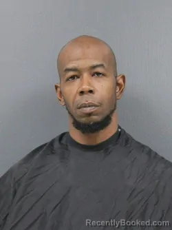 Mugshot of Tarkevis Bankhead