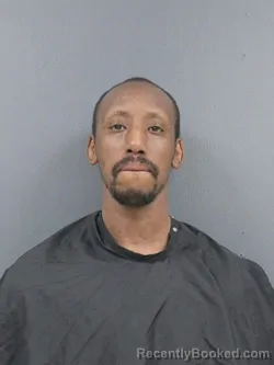 Mugshot of Antonio Scott