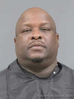 Mugshot of Carlton Leach