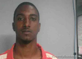 Mugshot of DIONTE T HEATH