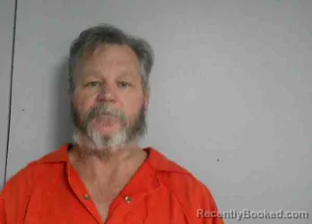 Mugshot of DUDLEY B FLOYD