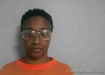 Mugshot of ALESSANDRA L DESHANTELLE