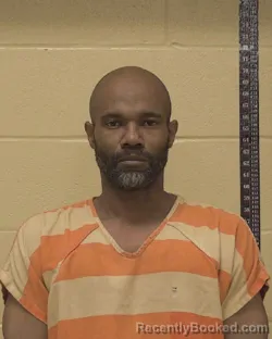 Mugshot of GREGORY DALE WOODS