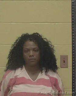 Mugshot of Shalanna Sasheka Wallace booked in Bossier County, Louisiana on August 16, 2026