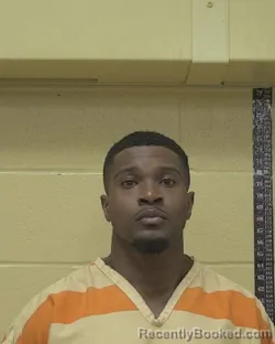 Mugshot of TABARIOUS DEVEONTAY EVANS