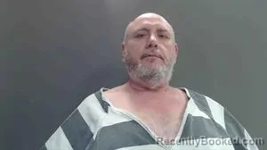 Mugshot of CRAIG A LATIOLAIS