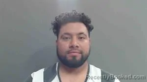 Mugshot of EVER DE LA PAZ RIVAS