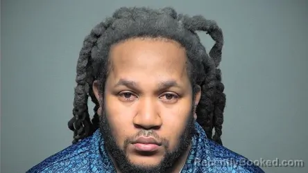 Mugshot of AKEVIA RAYTWON KELLEY