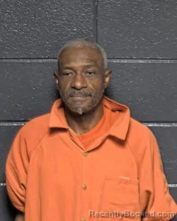 Mugshot of ROBERT LEE STRINGER booked in DeSoto County, Louisiana on April 15, 2026