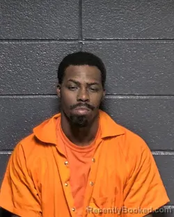 Mugshot of CHRISTOPHER DEON WHITE