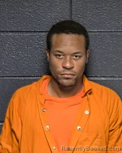 Mugshot of CLIFFORD DEONTEIZ JONES