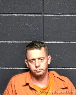 Mugshot of JONATHAN JONES