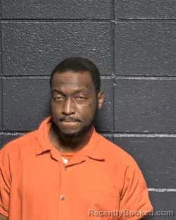 Mugshot of DARIUS SIMON