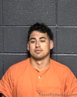 Mugshot of JORGE HERNANDEZ booked in DeSoto County, Louisiana on April 19, 2026