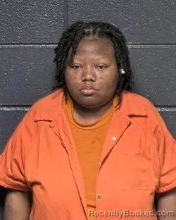 Mugshot of EBONY I SMITH booked in DeSoto County, Louisiana on April 19, 2026