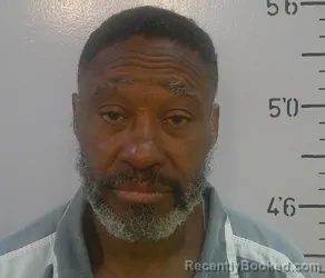 Mugshot of MICHAEL WORTHY