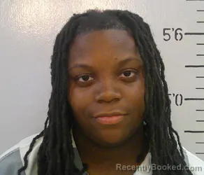 Mugshot of SHUNSHAVIA GABRIELLE EVANS booked in Grant County, Louisiana on April 2, 2026