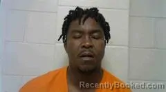 Mugshot of DEANDRE L SOULARIE