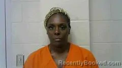 Mugshot of LAMUADRA R WALKER booked in Jefferson Davis County, Louisiana on April 4, 2026
