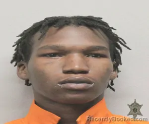 Mugshot of BRANDALE JERMAYNE COMEAUX