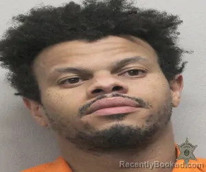 Mugshot of TREYLON WOODS
