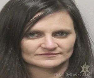 Mugshot of RACHELLE M DAVIS