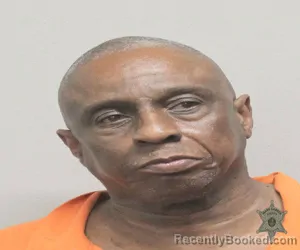 Mugshot of DARIUS TRASK