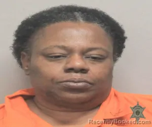 Mugshot of SHANQUILA Y. CHAPMAN booked in Lafayette County, Louisiana on April 28, 2026
