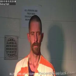 Mugshot of JONATHAN L ALONZO