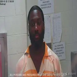 Mugshot of DYQUAN K ROBERTS