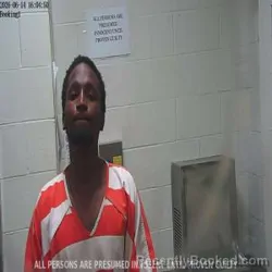 Mugshot of DEONTREZE KESHARD DADE booked in Lincoln County, Louisiana on June 14, 2026