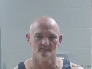 Mugshot of ROBERT COMEAUX