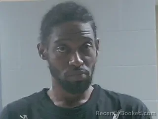 Mugshot of BRANDEN CLAY