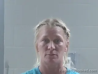 Mugshot of JACQUELINE DANIELLE PEET booked in Livingston County, Louisiana on May 1, 2026