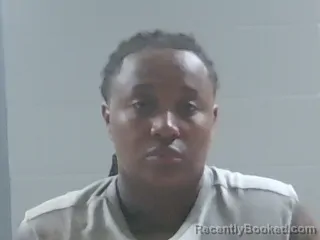 Mugshot of KEAUNDRA TYKIA MOORE booked in Livingston County, Louisiana on May 3, 2026