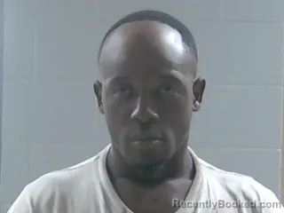 Mugshot of OMARIUS JAYNEL FELDER
