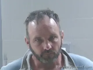 Mugshot of LEE ALEXANDER MINTON booked in Livingston County, Louisiana on May 1, 2026