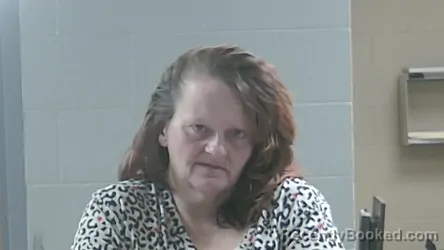 Mugshot of Cynthia Mclin Lipscomb booked in Livingston County, Louisiana on September 30, 2026
