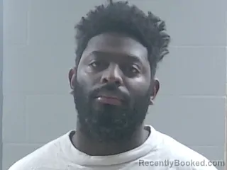 Mugshot of DELLWEN TRAMONTE WILSON booked in Livingston County, Louisiana on May 8, 2026