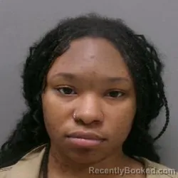 Mugshot of CIEARRA T HUBBARD