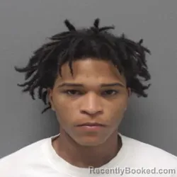Mugshot of KENDREVEON SHONDEZ MOY EDWARDS