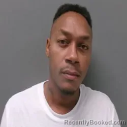 Mugshot of Takevin Tamon Hunter booked in Ouachita County, Louisiana on August 7, 2026