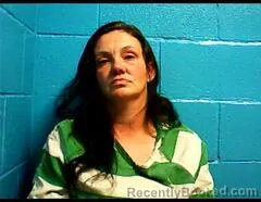 Mugshot of MINDY L CROSS booked in St Mary County, Louisiana on April 28, 2026